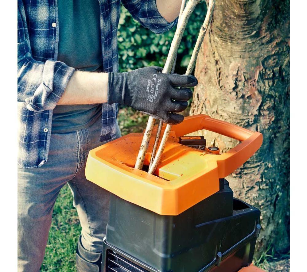 LAWNMASTER Quiet Garden Shredder image number 8 of 11