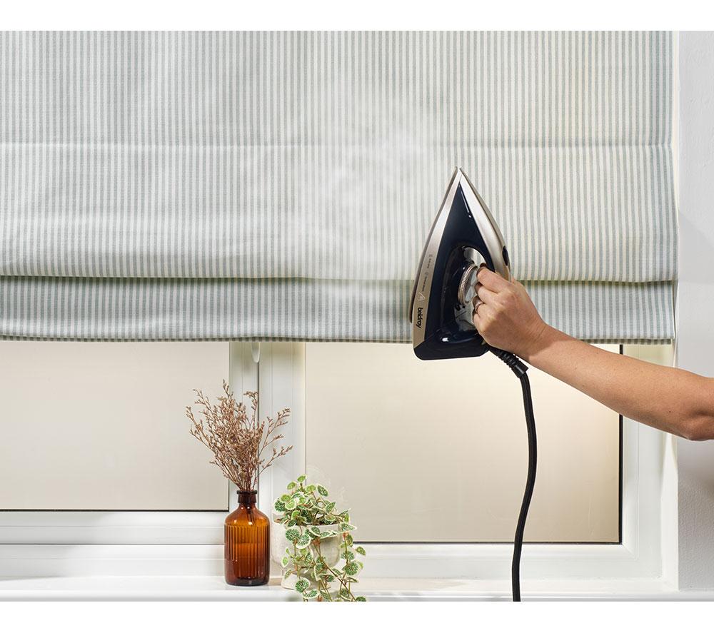 BELDRAY BEL02154 Steam Generator Iron - Blue image number 5 of 7