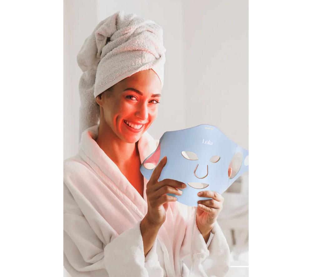 LOLA Superglow LED Face Mask - Baby Blue image number 4 of 15