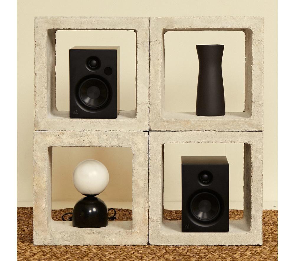 GADHOUSE Roy Bluetooth Bookshelf Speakers - Black image number 7 of 8