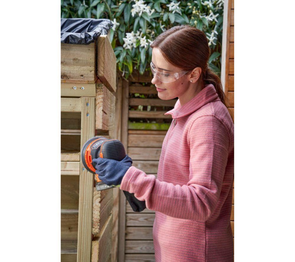 BLACK + DECKER BDCROS18-GB Cordless Random Orbital Sander & 18 V 1.5 Ah Battery image number 3 of 4