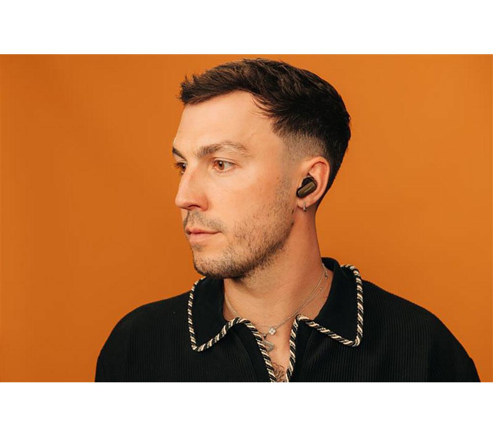 BOSE QuietComfort Ultra (2nd Gen) Wireless Bluetooth Noise-Cancelling Earbuds - Desert Gold image number 7 of 8