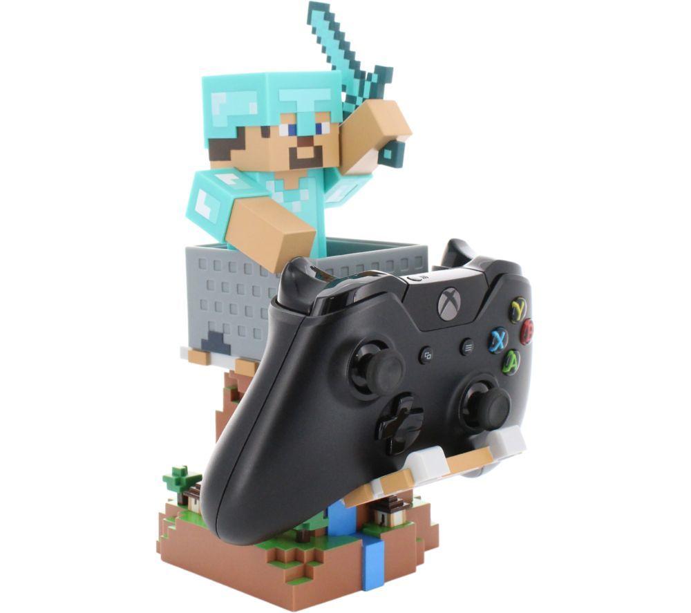 CABLE GUYS Minecraft: Steve in Diamond Armour Phone & Controller Holder image number 5 of 8
