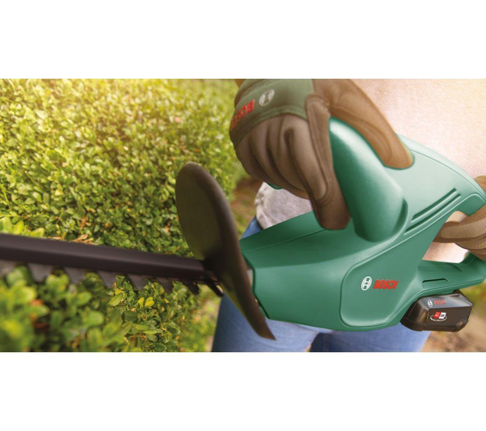 BOSCH EasyHedgeCut 18V-45 Cordless Hedge Trimmer with 1 battery - Black & Green image number 4 of 4