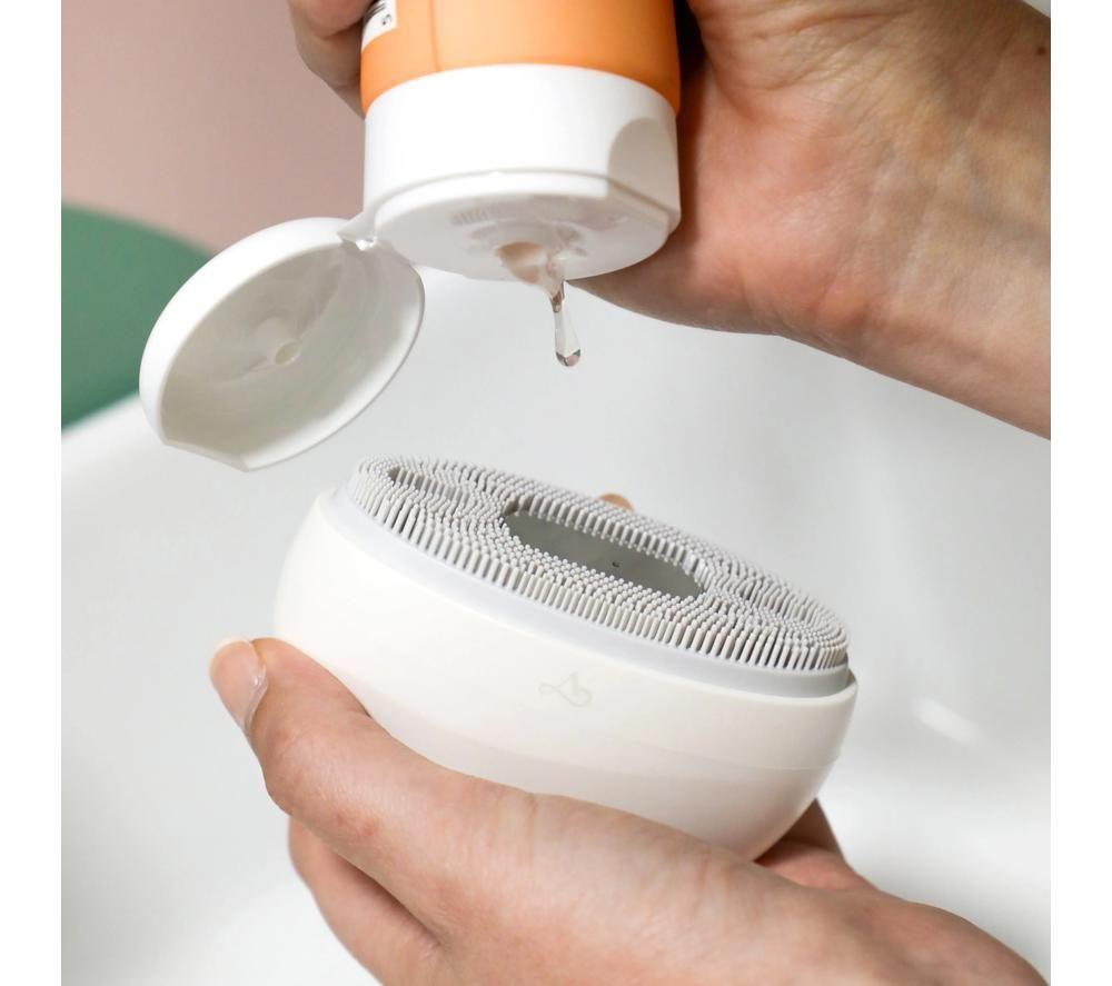 PURE TONE Viveca Ultrasonic Facial Cleansing Brush - White image number 8 of 8