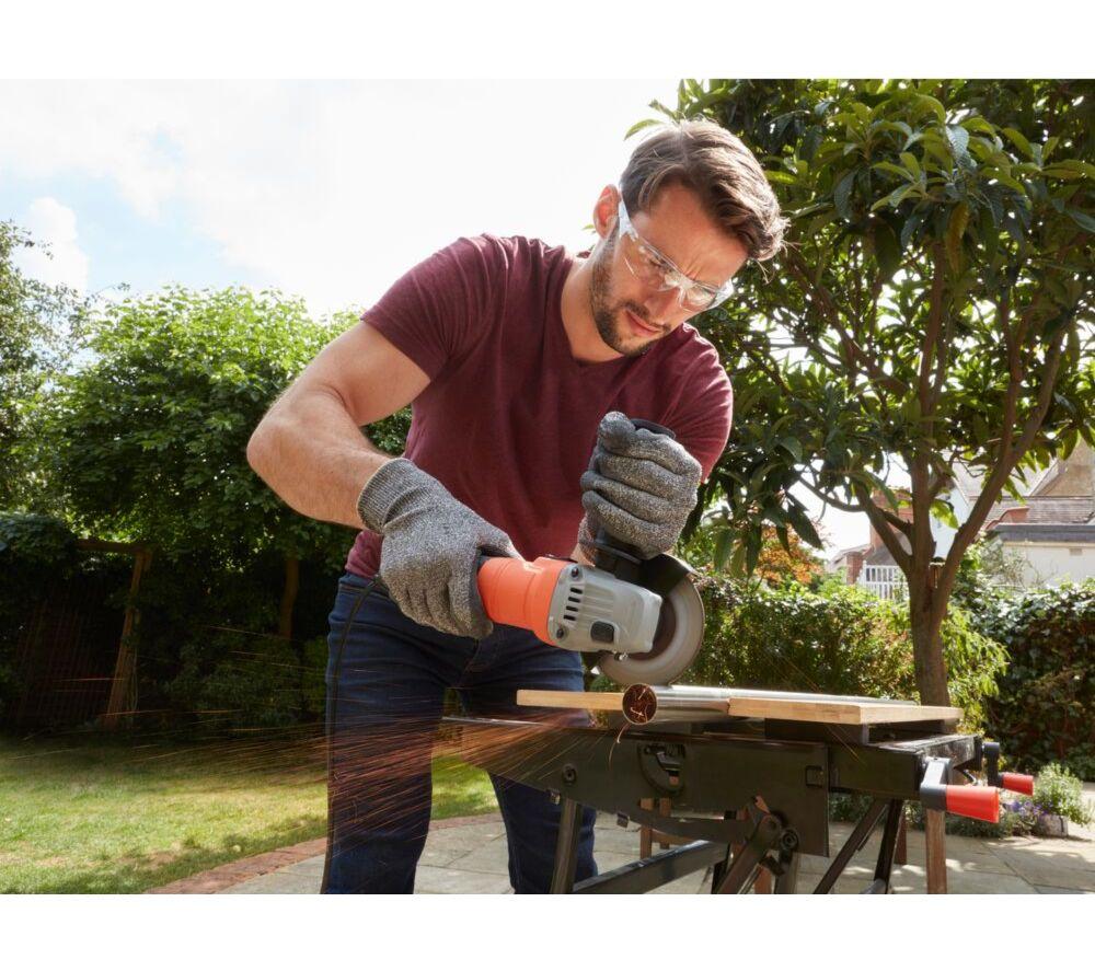 BLACK + DECKER BEG010A5-GB 710 W 115 mm Small Angle Grinder & Discs - Orange & Black image number 4 of 6