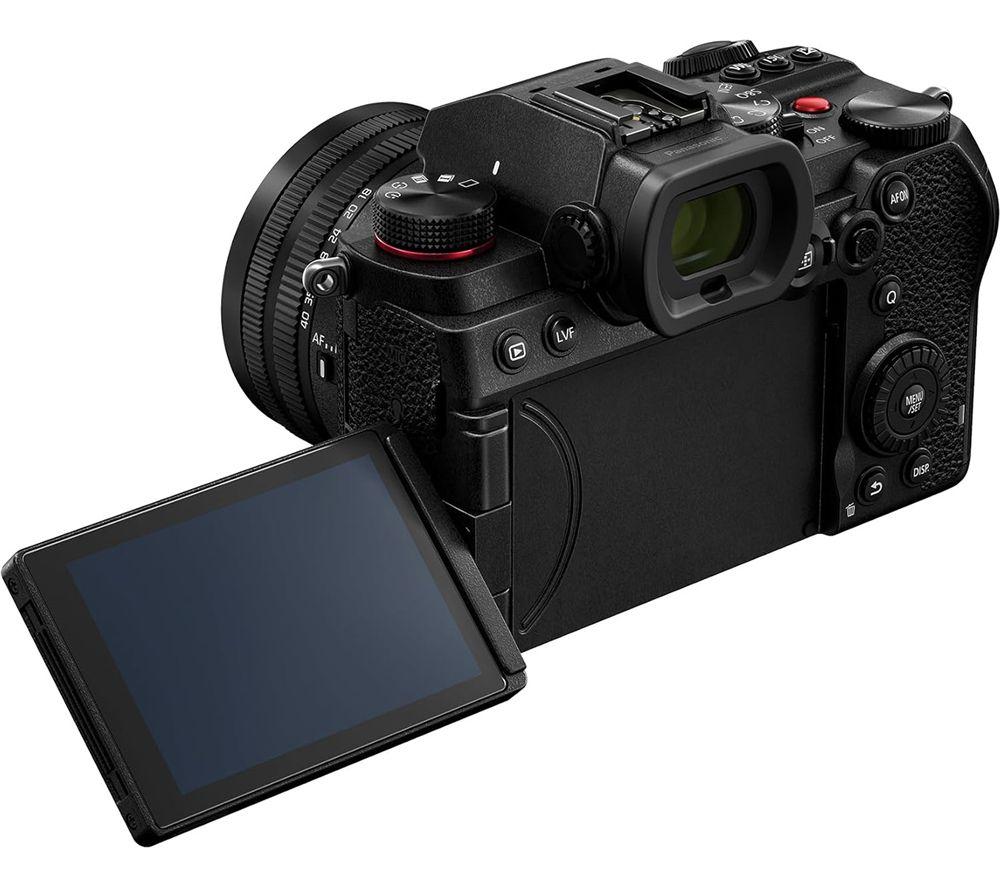 PANASONIC LUMIX DC-S5D Mirrorless Camera with S 18-40 mm f/4.5-6.3 Lens image number 3 of 4