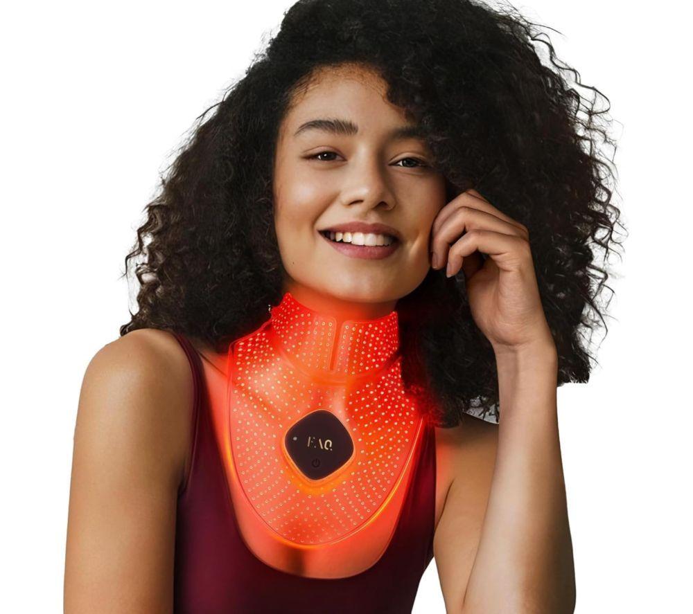 FOREO FAQ 211 Neck & Decollete LED Mask image number 3 of 4