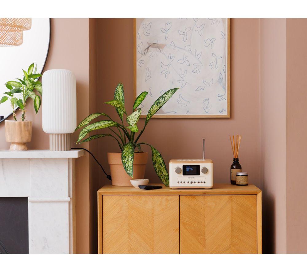 PURE Classic C-D4 DAB+/FM Bluetooth Radio - Cotton White & Oak image number 4 of 6