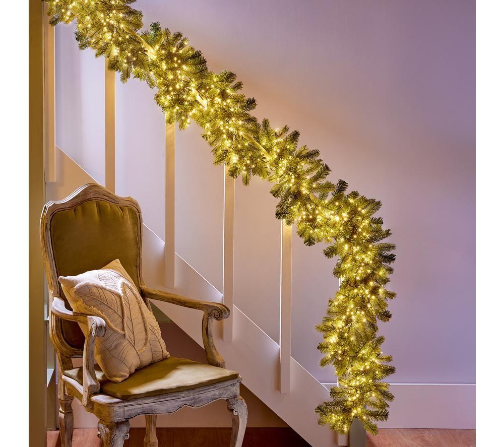 PREMIER ClusterBrights 1440 Warm White LED String Lights - 18.5 m image number 3 of 8