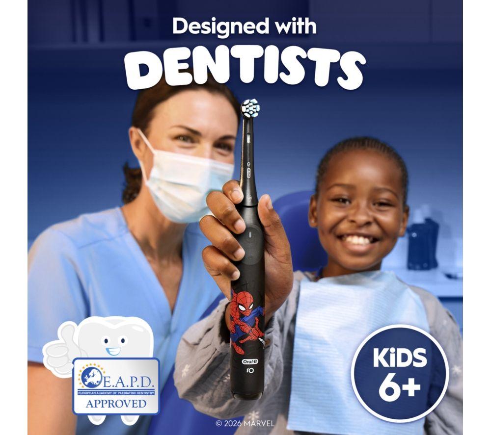 ORAL-B iO2 Kids Electric Toothbrush & Travel Case - Marvel Spiderman image number 2 of 6