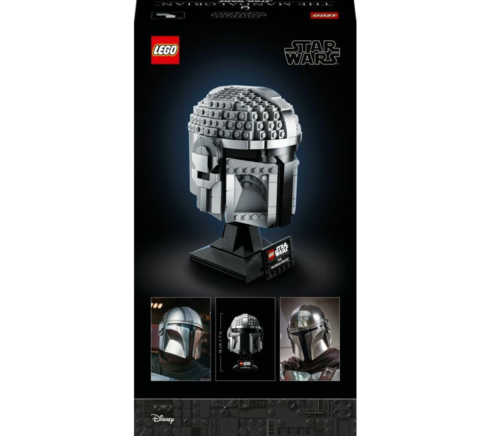 LEGO Star Wars 75328 The Mandalorian Helmet Set for Adults image number 2 of 3