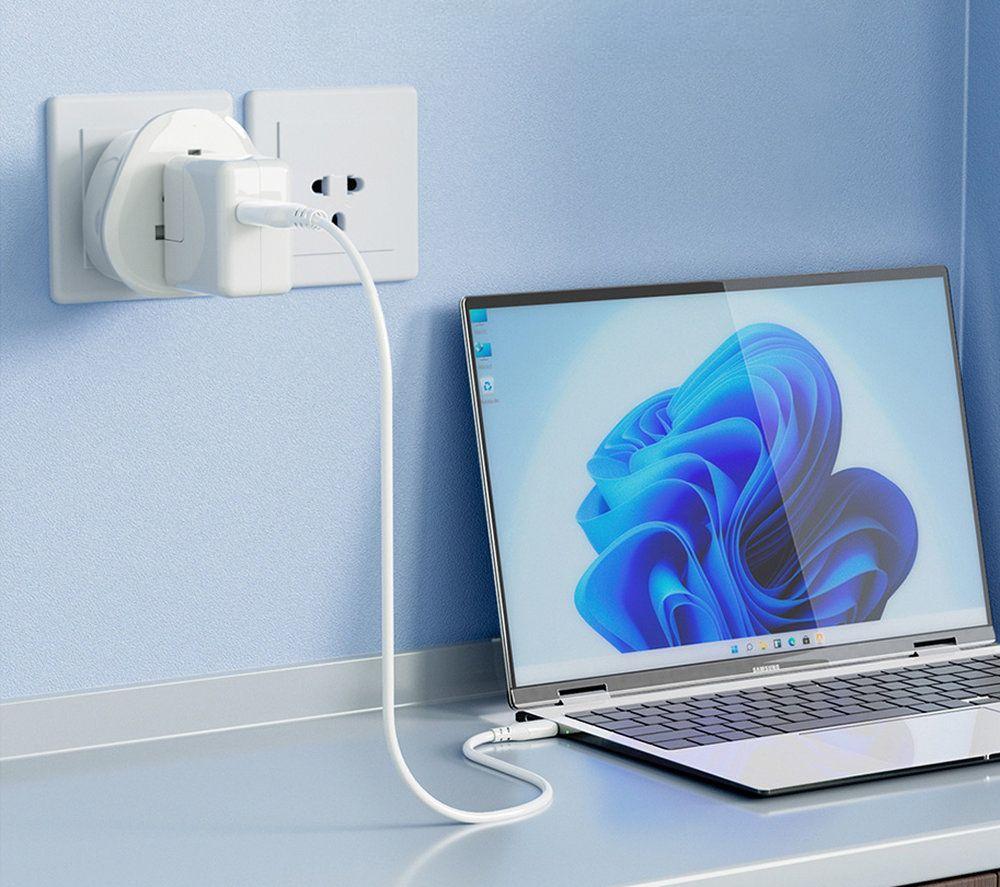 MAPLIN 268PAM US Plug to Worldwide Socket Travel Plug Adapter image number 2 of 3