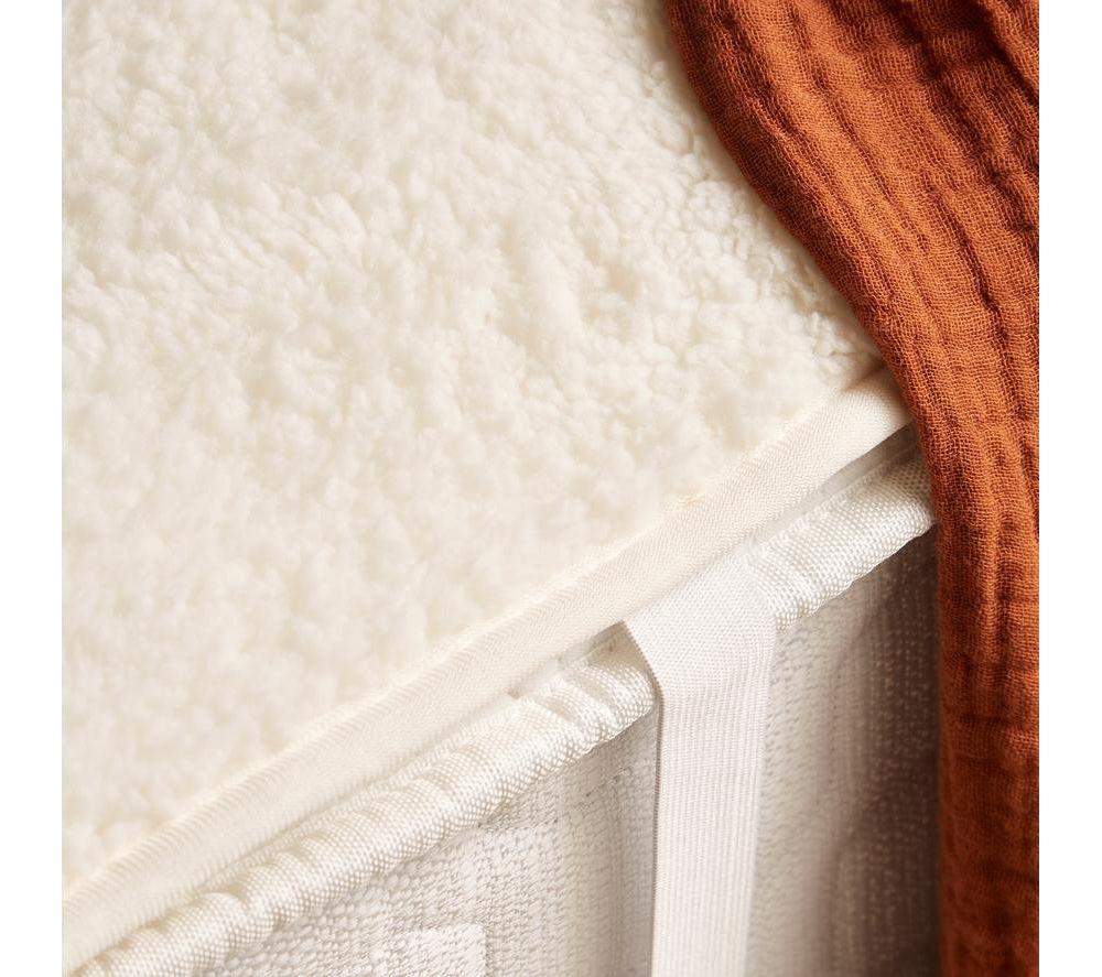 MORPHY RICHARDS EverCosy Fleece Electric Underblanket - Cream, 150 x 122 cm image number 8 of 10