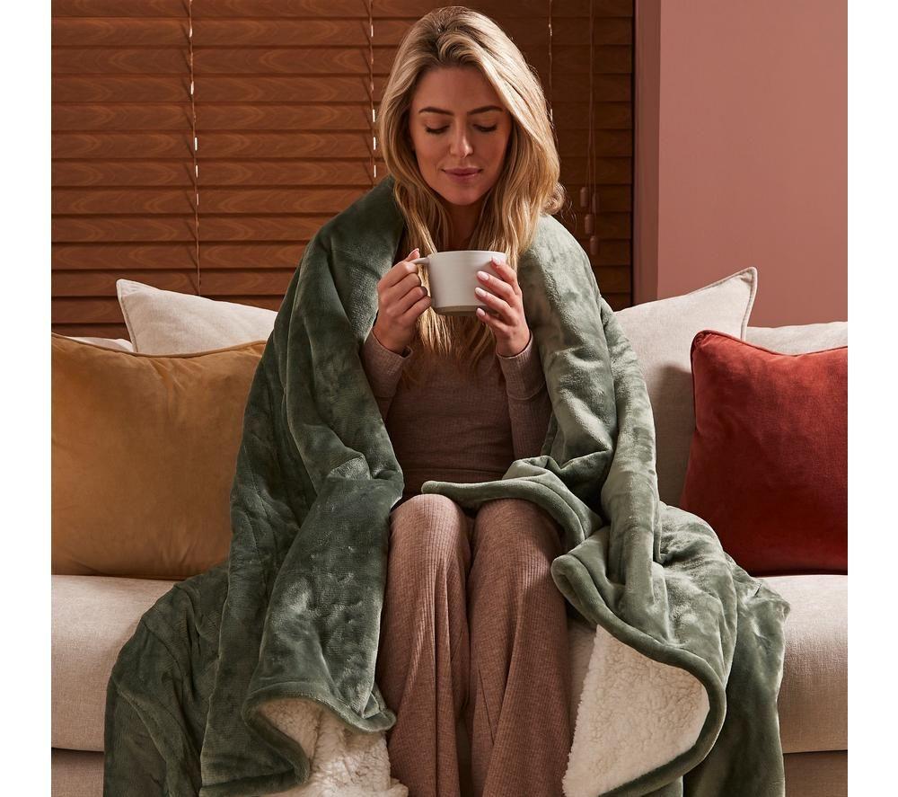 MORPHY RICHARDS EverCosy Fleece Heated Throw - Green, 200 x 180 cm image number 6 of 11