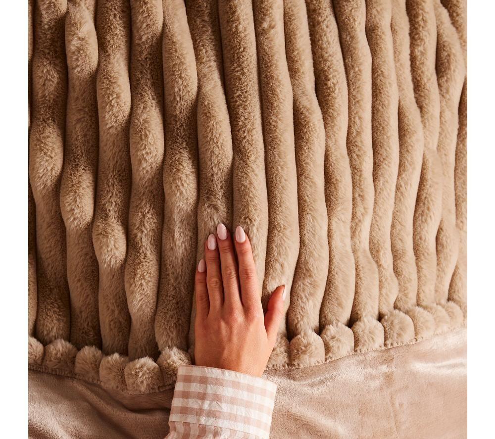 MORPHY RICHARDS EverCosy Luxury Striped Fleece Heated Throw - Mocha, 160 x 130 cm image number 5 of 10