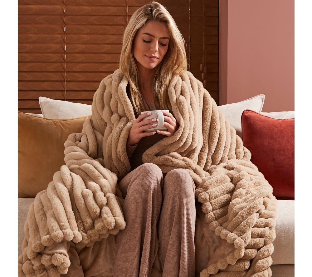 MORPHY RICHARDS EverCosy Luxury Striped Fleece Heated Throw - Mocha, 160 x 130 cm image number 9 of 10