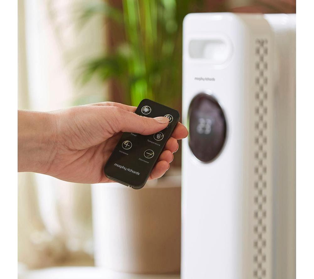 MORPHY RICHARDS HeatFlux 2.5 kw Portable Oil-Filled Radiator - White image number 9 of 12