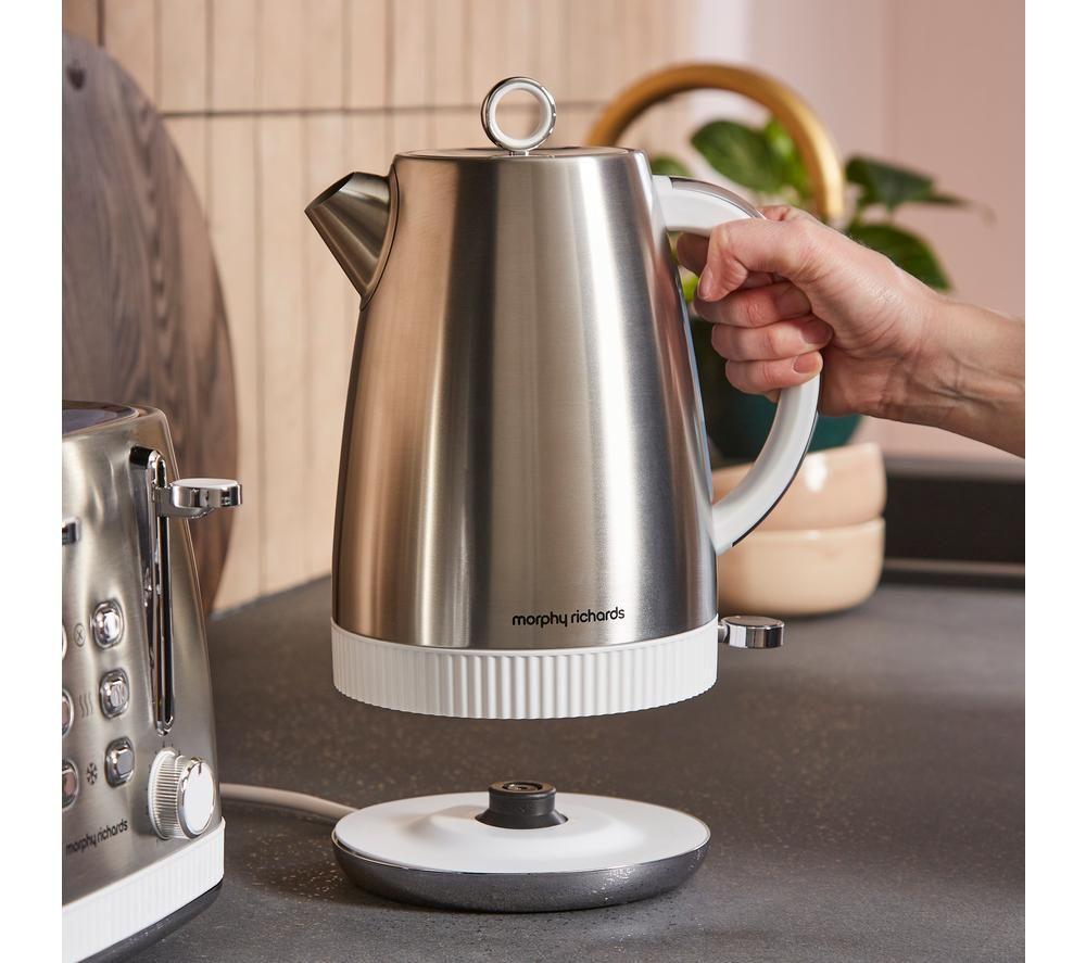 MORPHY RICHARDS Mexborough Jug Kettle - White image number 8 of 9
