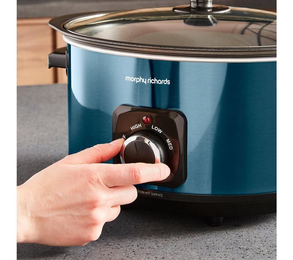 MORPHY RICHARDS Accents Sear & Stew Slow Cooker - Blue image number 3 of 12