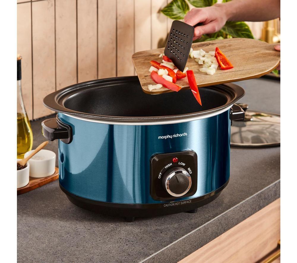 MORPHY RICHARDS Accents Sear & Stew Slow Cooker - Blue image number 5 of 12