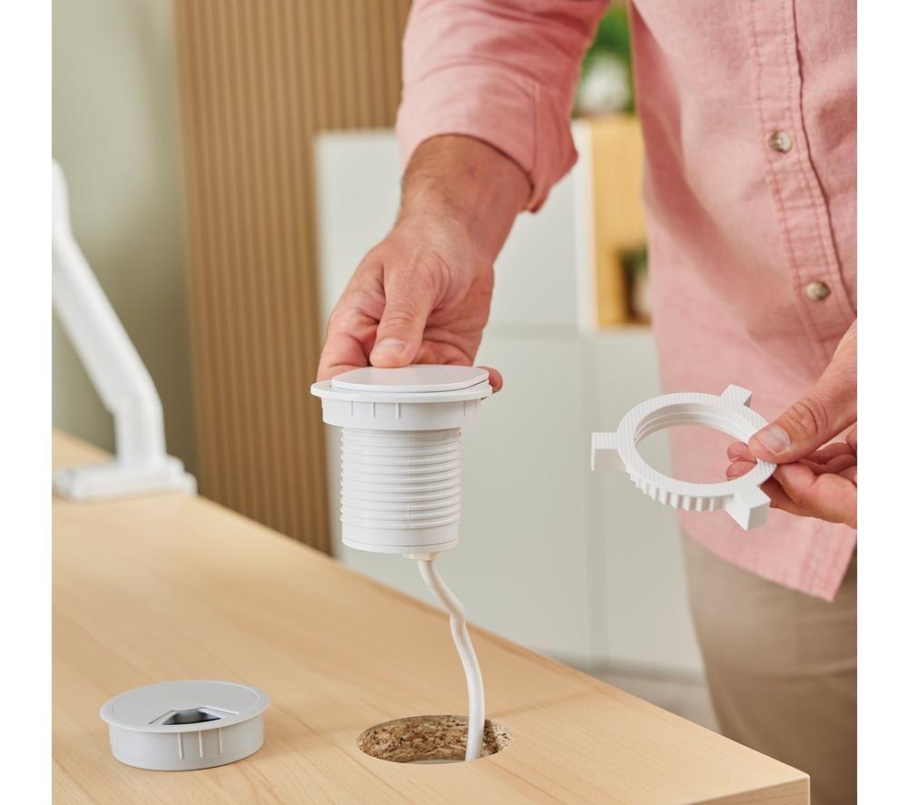 FELLOWES Power Spot Extension Lead with USB &ndash; 2 m, White image number 5 of 9