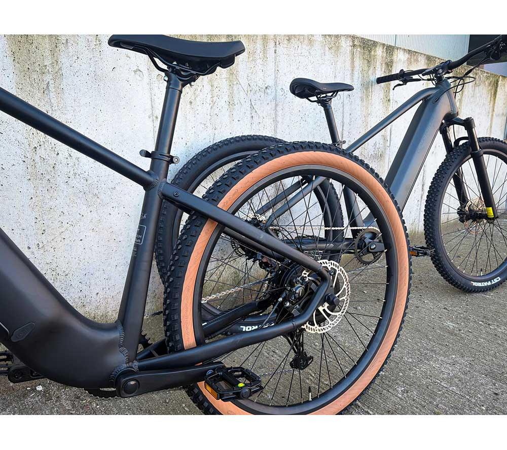 CLAUD BUTLER Wrath 1.0 Cues Medium Electric Mountain Bike - Grey image number 4 of 10
