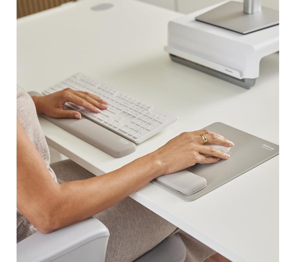 FELLOWES Breyta Silicone Keyboard Wrist Rest - Sand image number 9 of 12