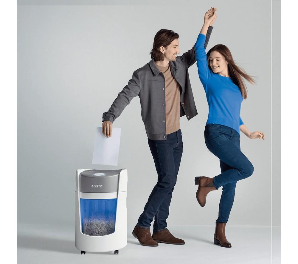 LEITZ IQ OptiMax Small Office P5 Micro Cut Paper Shredder image number 4 of 9