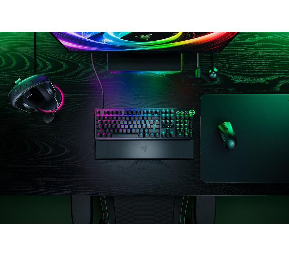 RAZER Huntsman V3 Pro 8KHz Mechanical Gaming Keyboard - Black image number 4 of 6