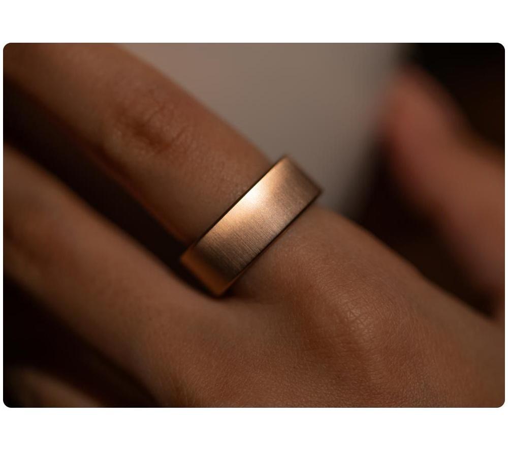 ULTRAHUMAN Ring Air - Brushed Rose Gold, Size 11 image number 5 of 6
