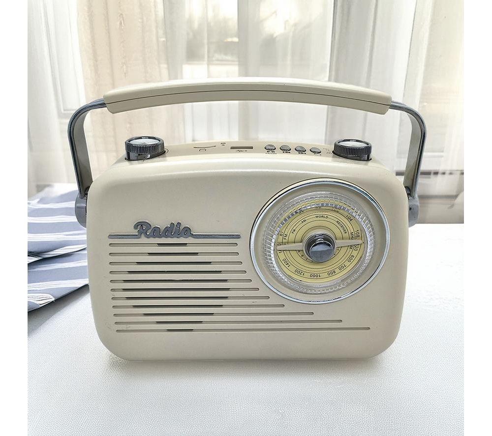 MENKIND Red5 Retro FM Bluetooth Radio - Beige image number 5 of 8