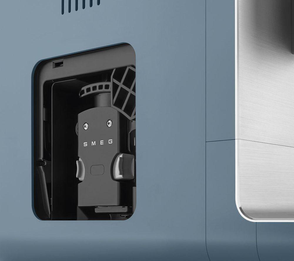 SMEG Collezione BCC13SBMUK Bean to Cup Coffee Machine - Matte Storm Blue image number 3 of 9