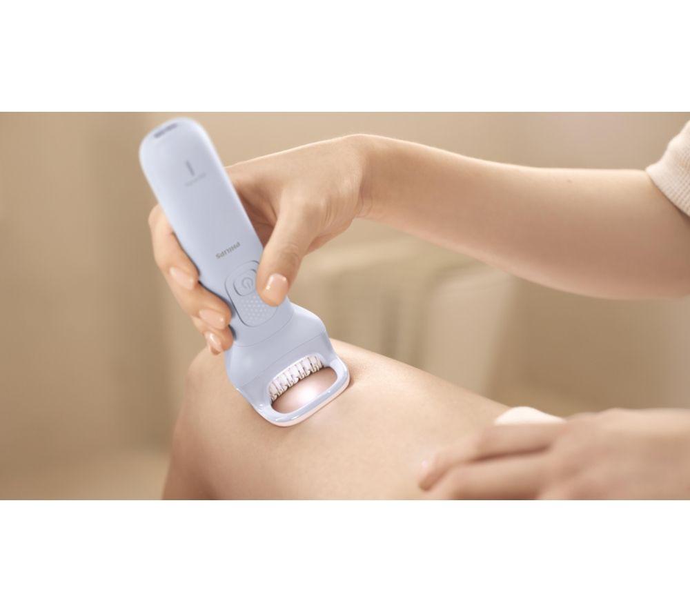 PHILIPS BRE708/00 Series 8000 Wet & Dry Epilator &ndash; Light Blue image number 3 of 6