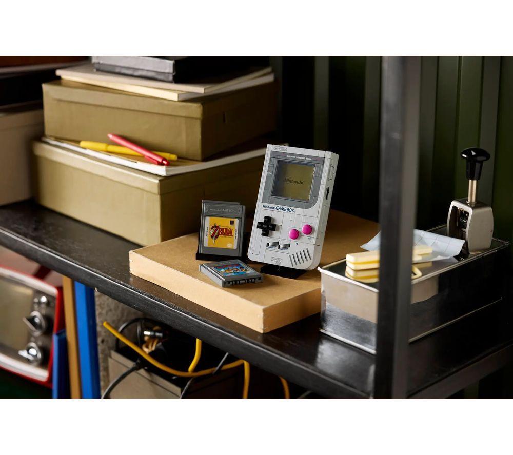 LEGO Super Mario 72046 Game Boy Set for Adults image number 2 of 14