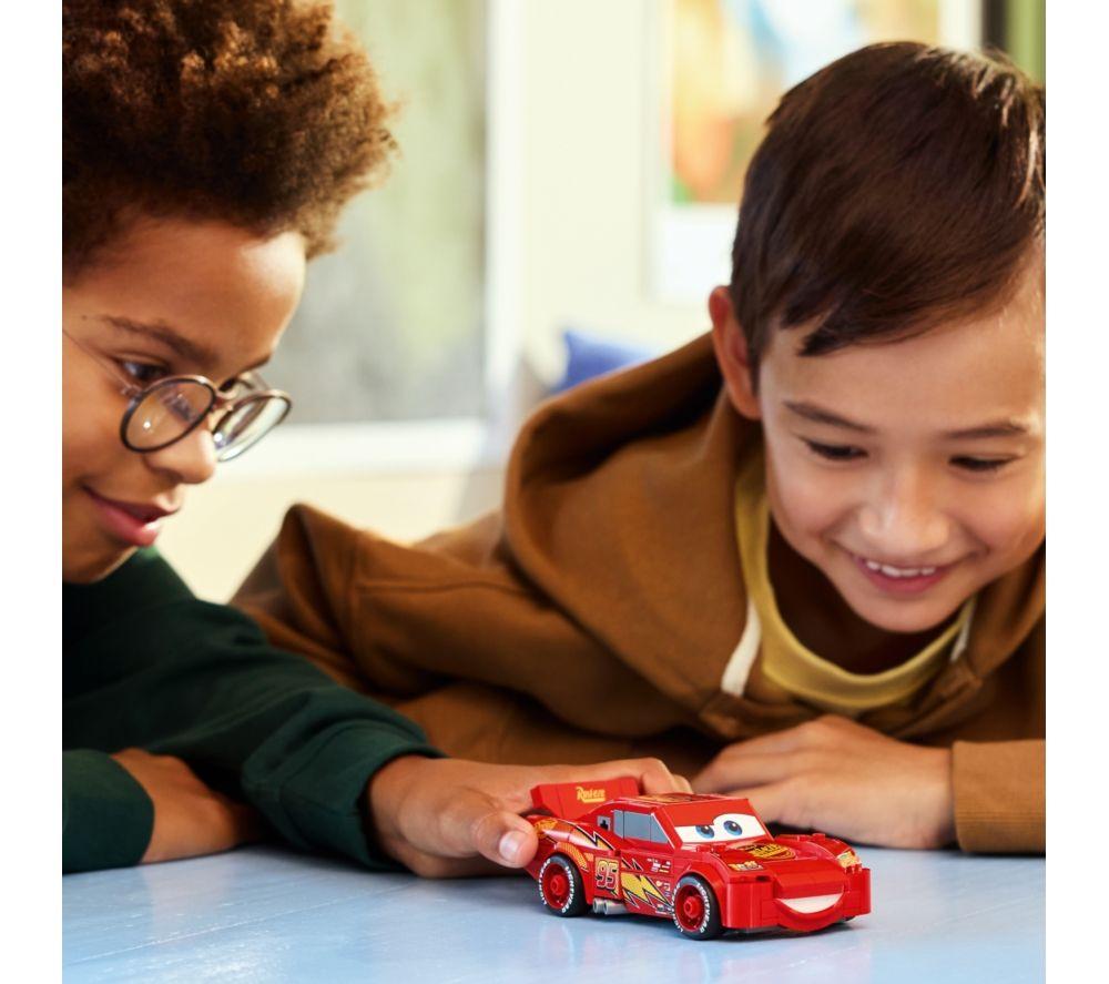 LEGO Speed Champions 77255 Lightning McQueen Set image number 6 of 6