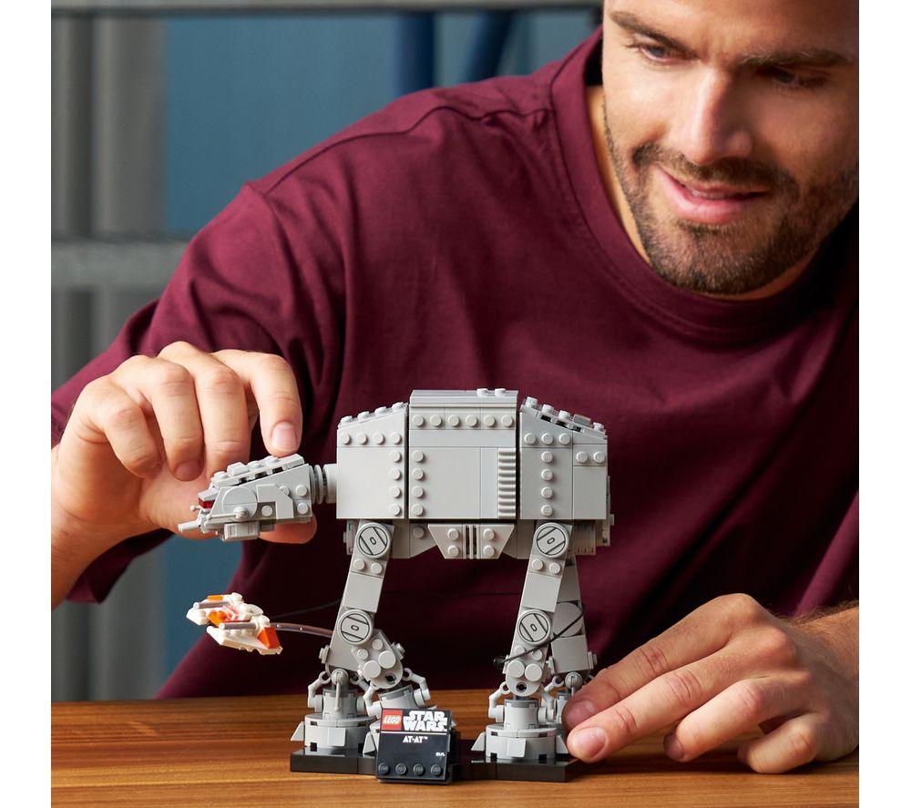 LEGO Star Wars 75440 AT-AT Set for Adults image number 3 of 8