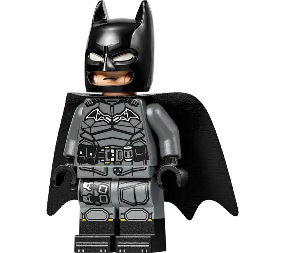 LEGO DC 76332 The Batman Batmobile Set image number 2 of 5