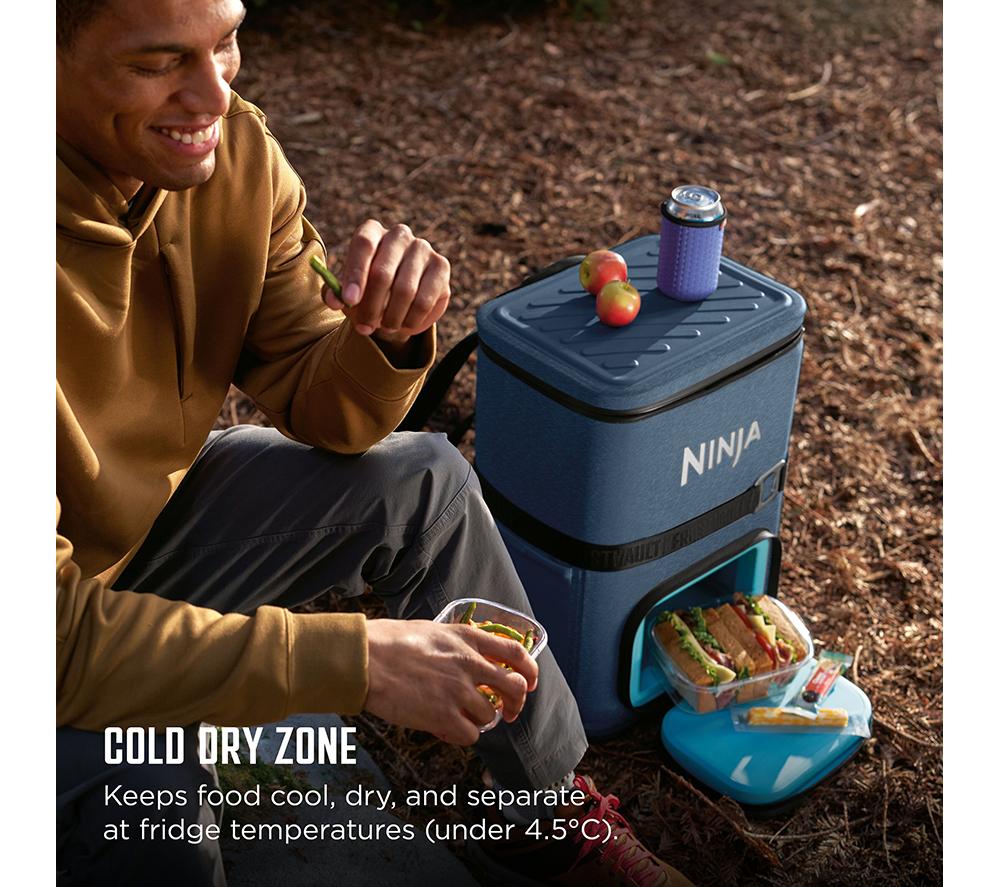 NINJA FF136EUUKNV FrostVault Go 23L Backpack Soft Cooler - Lakeshore Blue image number 3 of 7