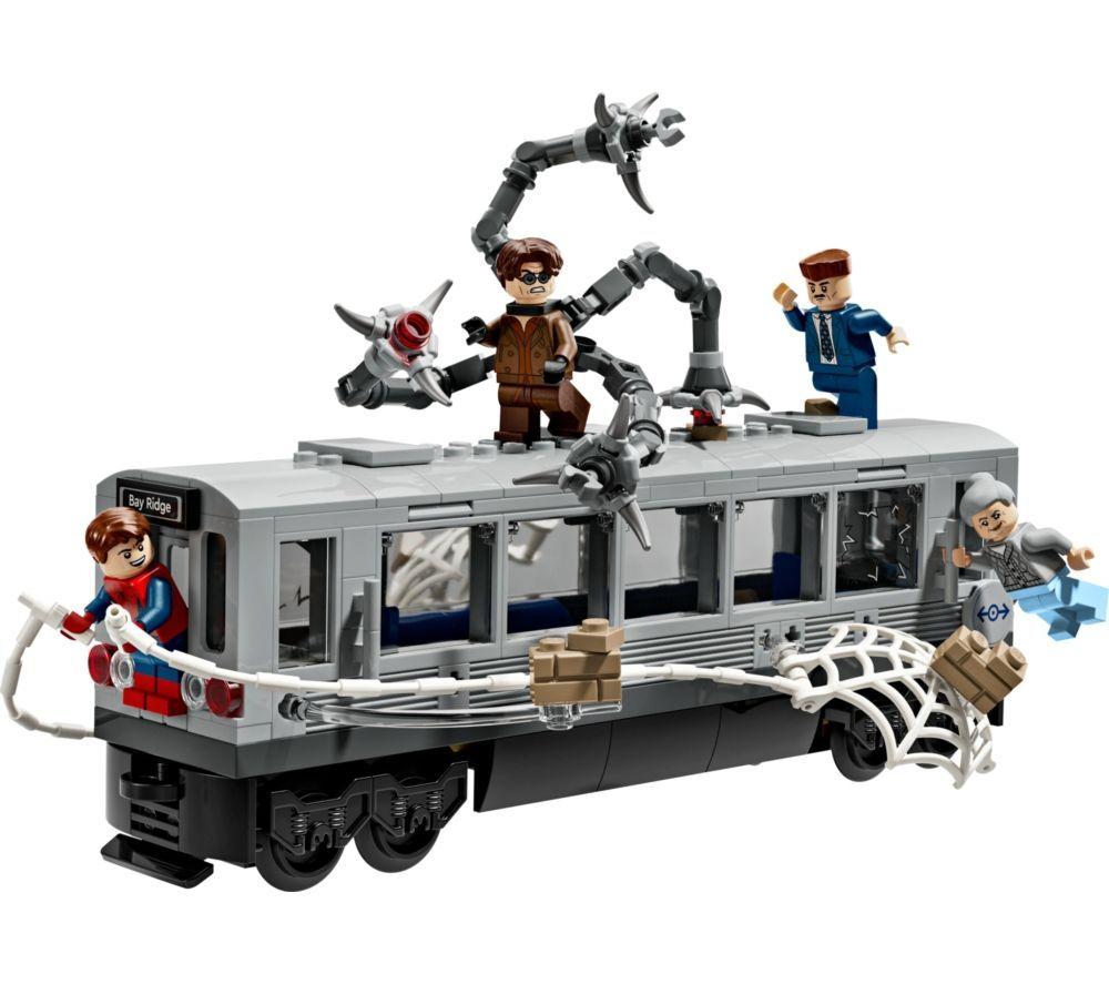 LEGO Marvel 76321 Spider-Man vs. Doc Ock Subway Train Scene Set image number 4 of 4