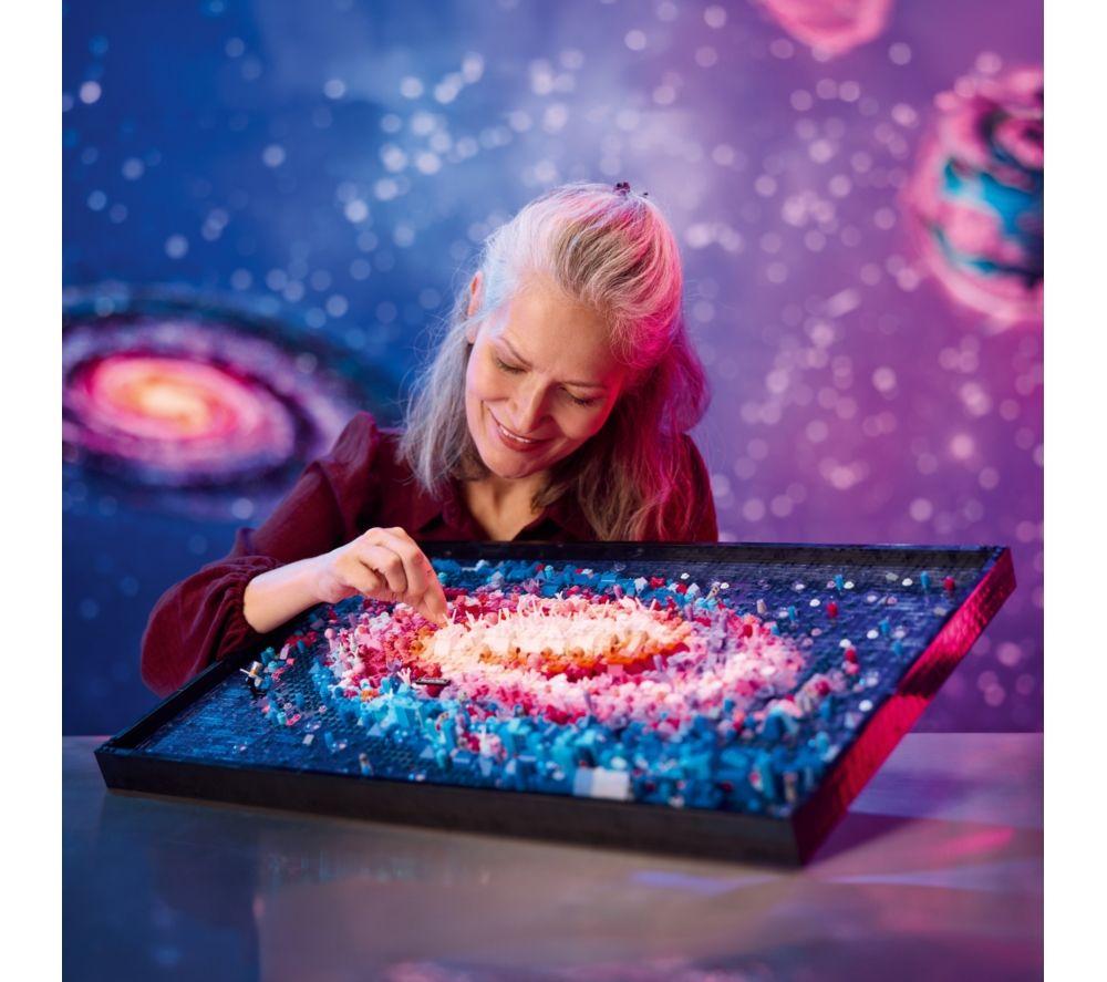 LEGO Art 31212 The Milky Way Galaxy Set for Adults image number 2 of 8