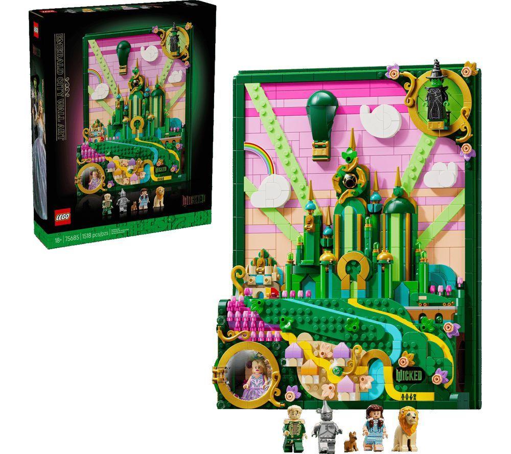 LEGO Wicked 75685 Emerald City Wall Art Set for Adults image number 7 of 8