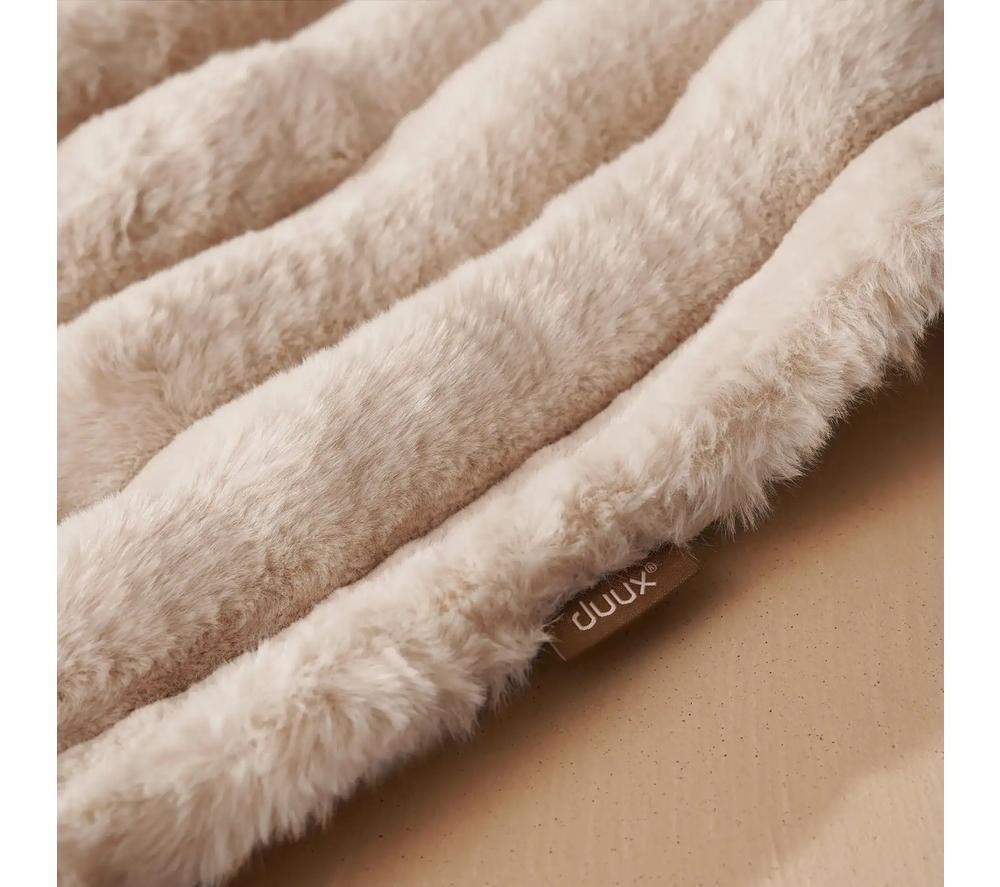 DUUX Yentl Faux Fur Heated Blanket &ndash; Grey image number 6 of 7