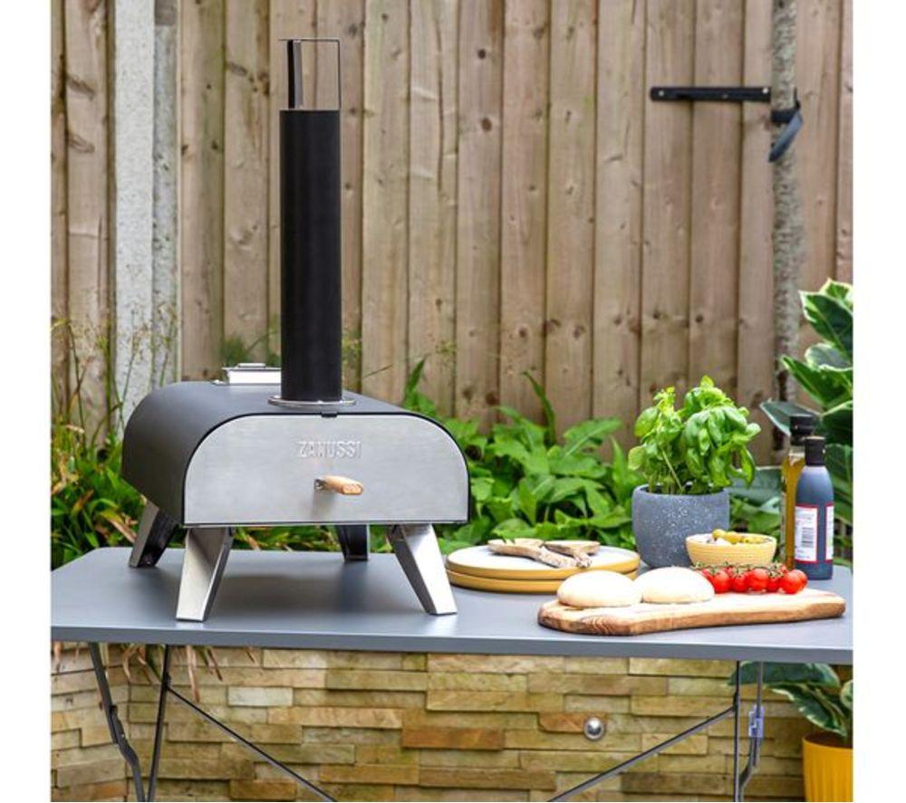 ZANUSSI ZPO1BPC Wood Pellet Pizza Oven - Black image number 13 of 16