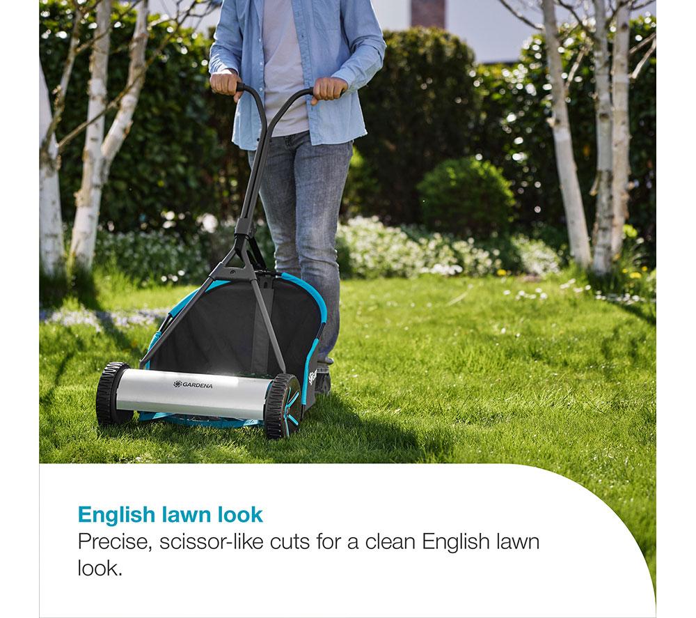GARDENA Plus 400 Manual Push Lawnmower - Silver & Blue image number 8 of 8