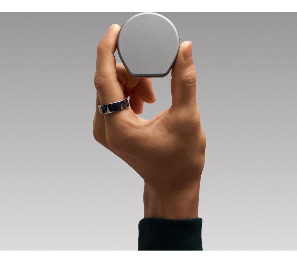OURA Ring 4 Wireless Charging Case - Size 11 image number 4 of 6