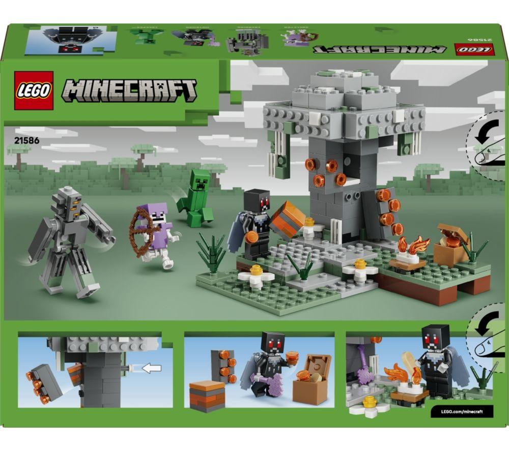 LEGO Minecraft 21586 The Pale Garden Set image number 3 of 4