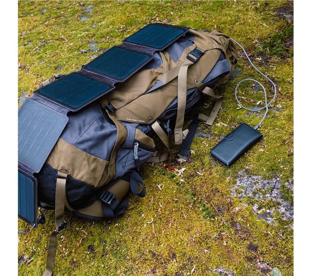 AQIILA Sunbird P21 21 W Solar Charger image number 7 of 8