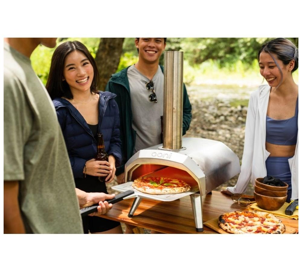 OONI Karu 12 Multi-Fuel Pizza Oven - Silver image number 5 of 5