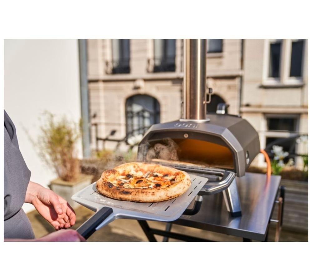 OONI Karu 2 Multi-Fuel Pizza Oven - Black image number 5 of 7
